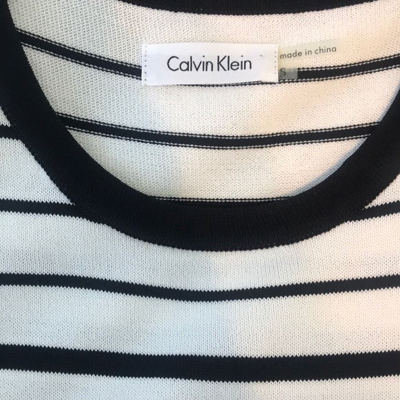 Calvin Klein Sweater Dress. - Picture 2 of 3